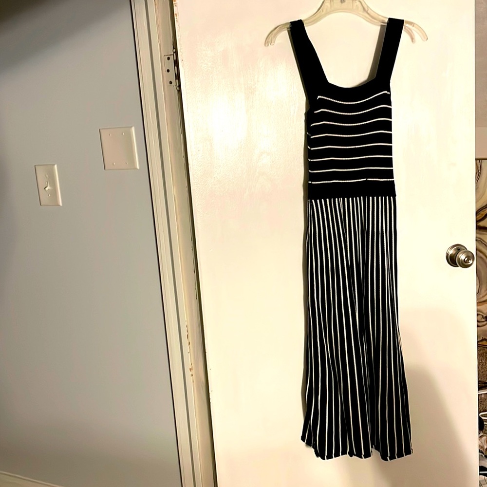 Black and white striped Banana Republic midi dress